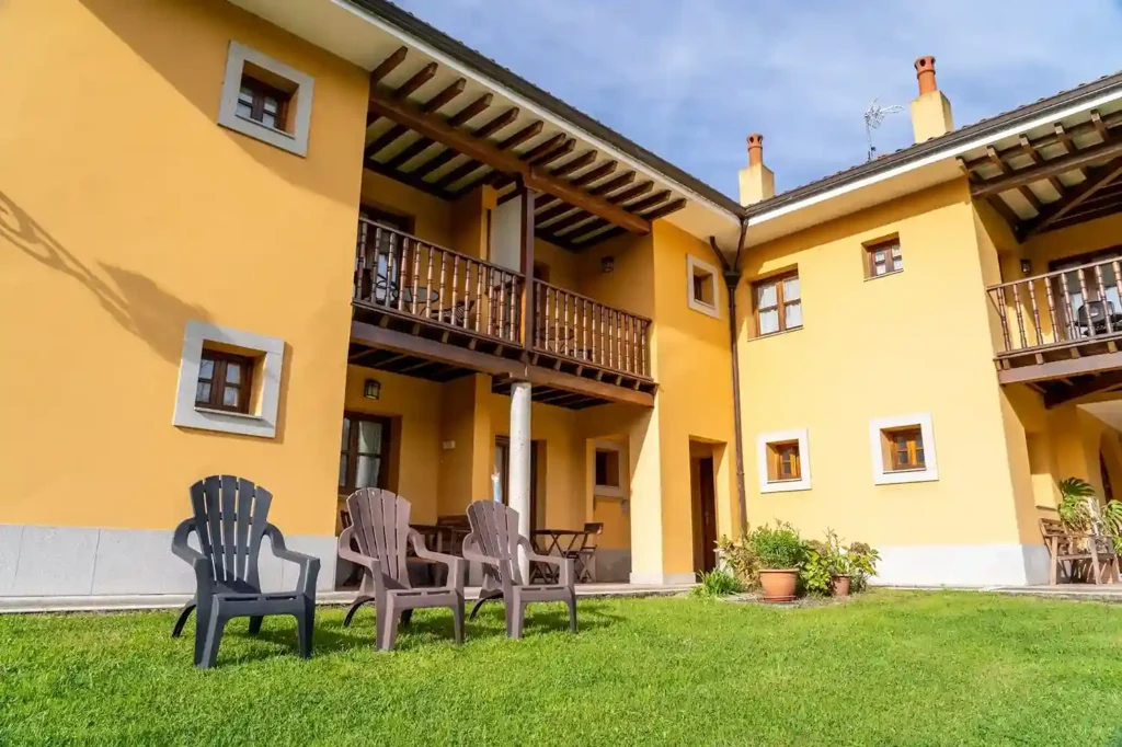 hotel apartamentos la hortona